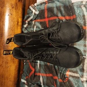 Dr. Martens Combs Boot, size 7 Women's, Men's 6.
